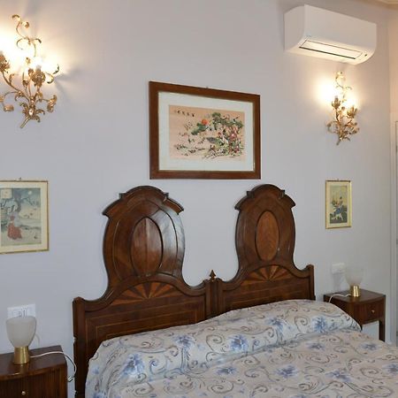 카프레네돌로 Civico 43 B&B 외부 사진